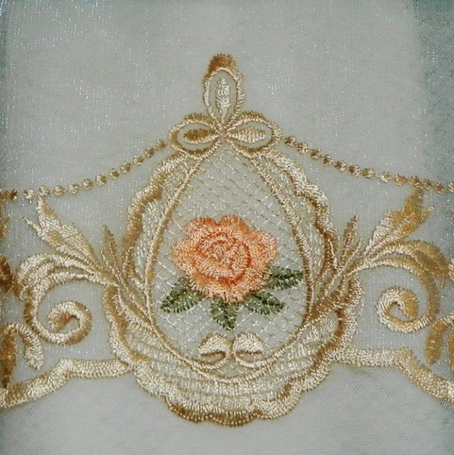 Embroidered Budget Beige and Peach Rose Trim  CAMM13