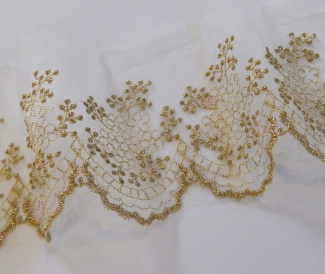 Embroidered Mesh Scallop Floral Trim CAFT2